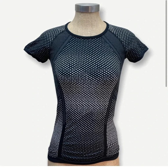 Athleta Fastest Track Tee - Picture 2 of 5